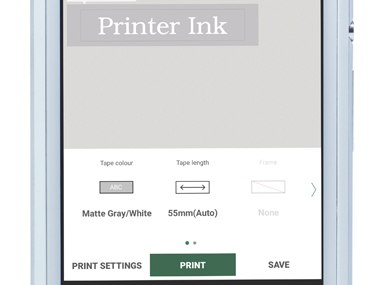 Aplicația P-touch Design&Print pe smartphone, afișând imprimarea unei etichete